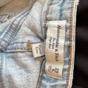 Curve Love “The Mom” high rise jeans. Size 29.